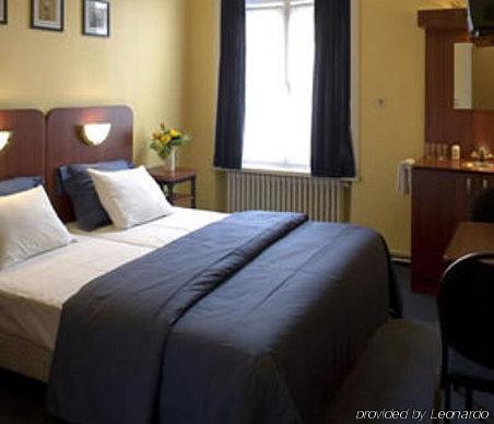 Hotel Antwerp Billard Palace الغرفة الصورة